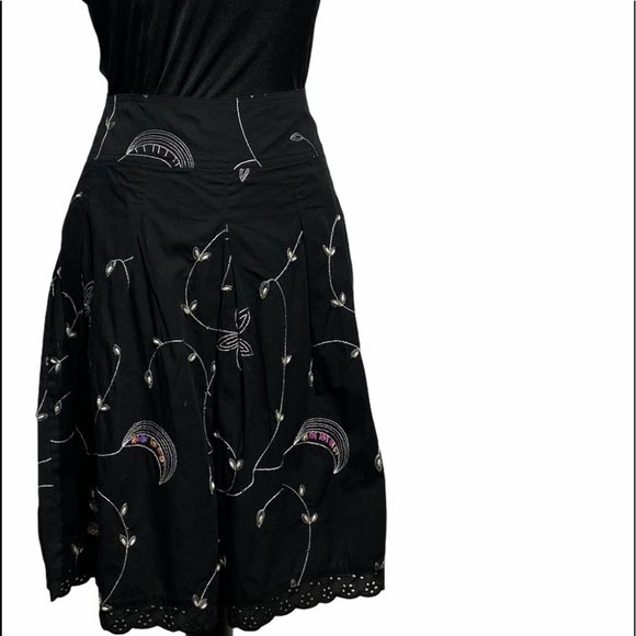 Fashion Bug Dresses & Skirts - Fashion Bug Pleated Sequence Lacey A-line Skirt